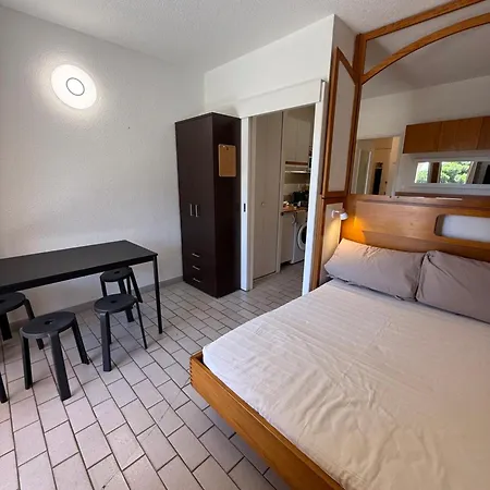 Apartment Port De 4 Personnes Hyères